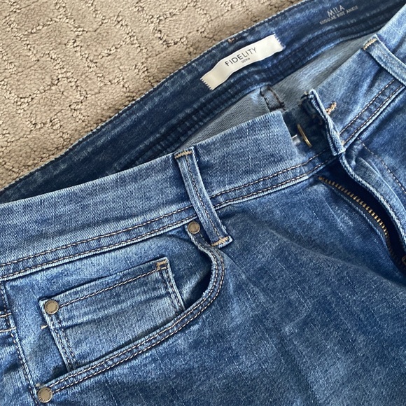 BRAND NEW Denim Jeans - Picture 2 of 7